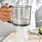 1pc Flour Sifter With Hand Press Design