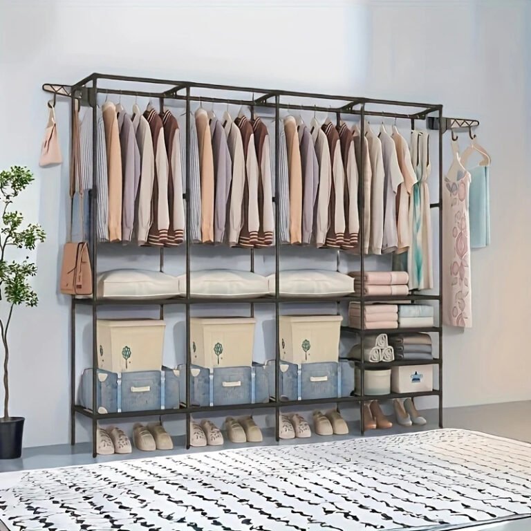 Metal Clothes Hanging Stand
