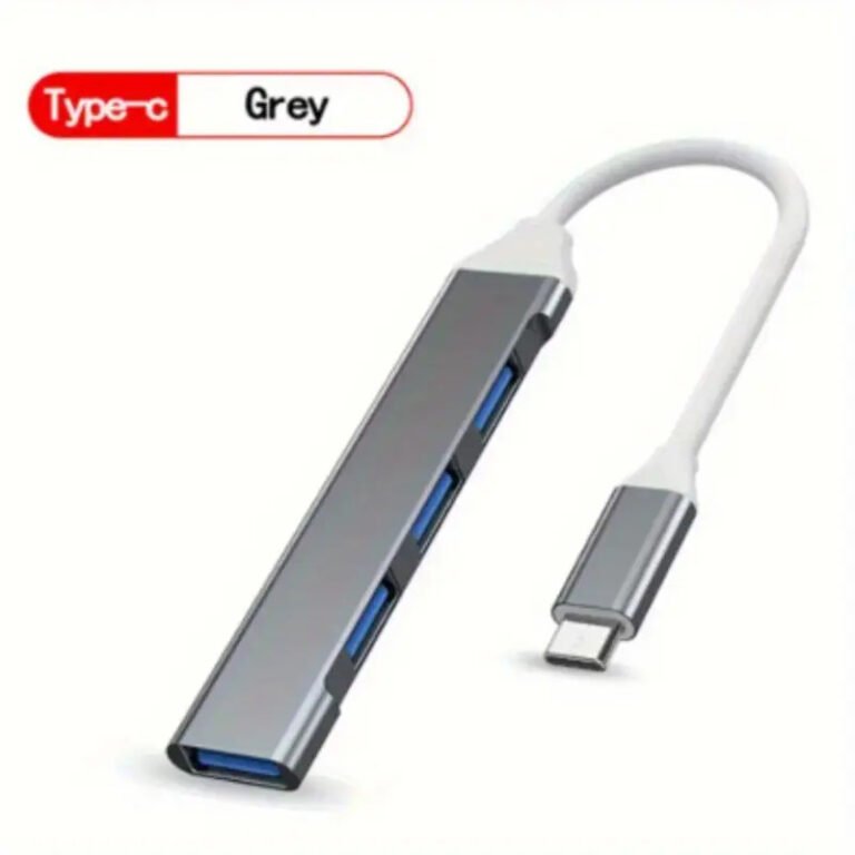 4 in 1 USB C Hub with MacBook