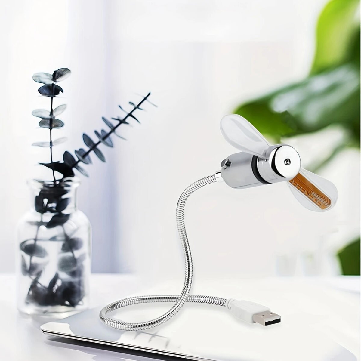 Portable Cooling Fan For Clock And Laptop Computers1