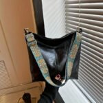 Vintage Inspired Large Capacity Crossbody Bag